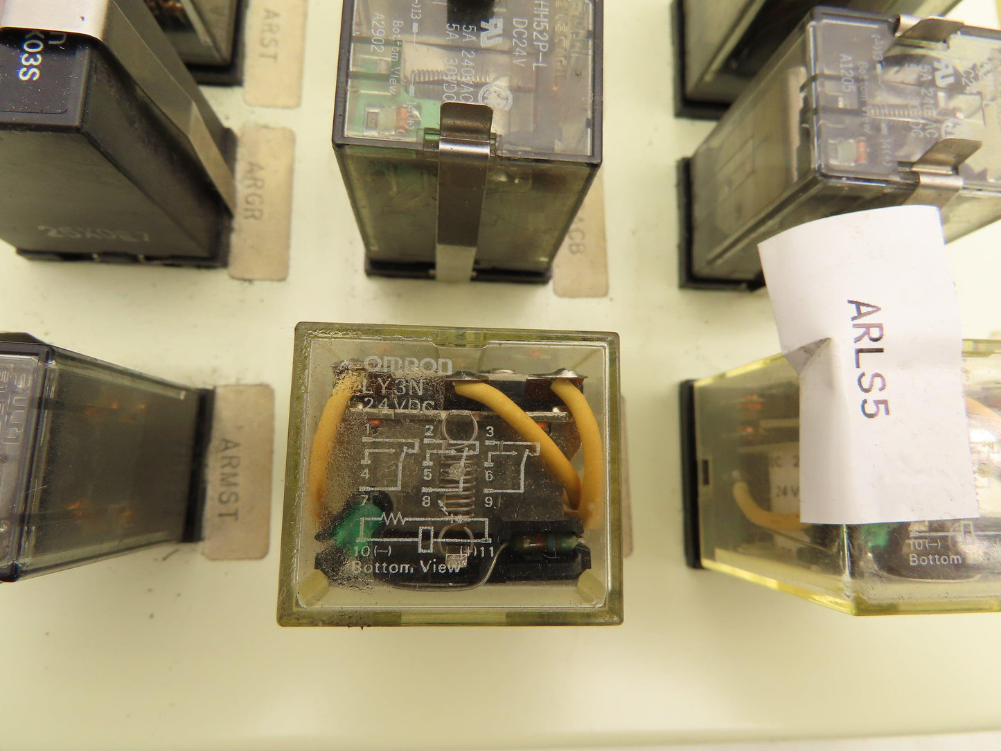 Fuji Electronic Omron HH54P-L Ice Cube Relay Control Panel Assembly 24V