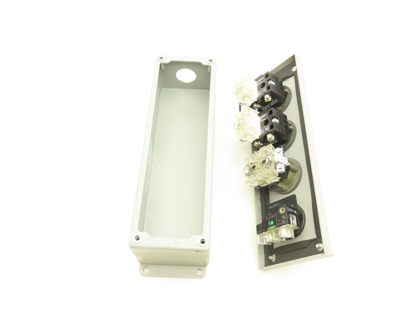 Wiegmann PB-4 Pushbutton Enclosure Luminated Green Momentary Button Selector