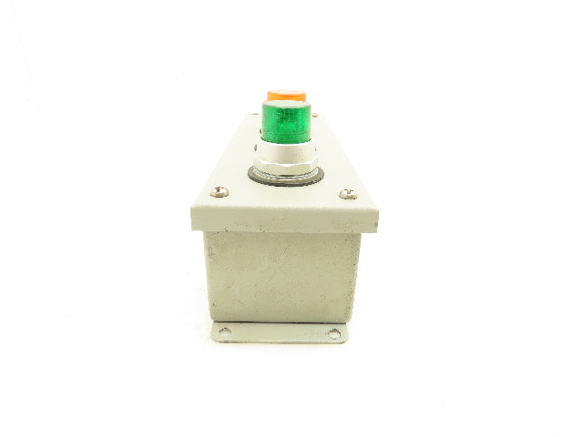 Wiegmann PB-4 Pushbutton Enclosure Luminated Green Momentary Button Selector