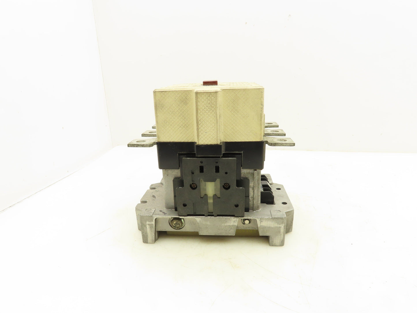 Fuji Electric 1NC4HO Magnetic Contactor 250A 240VAC 120V Coil 3 Pole 50-150 HP