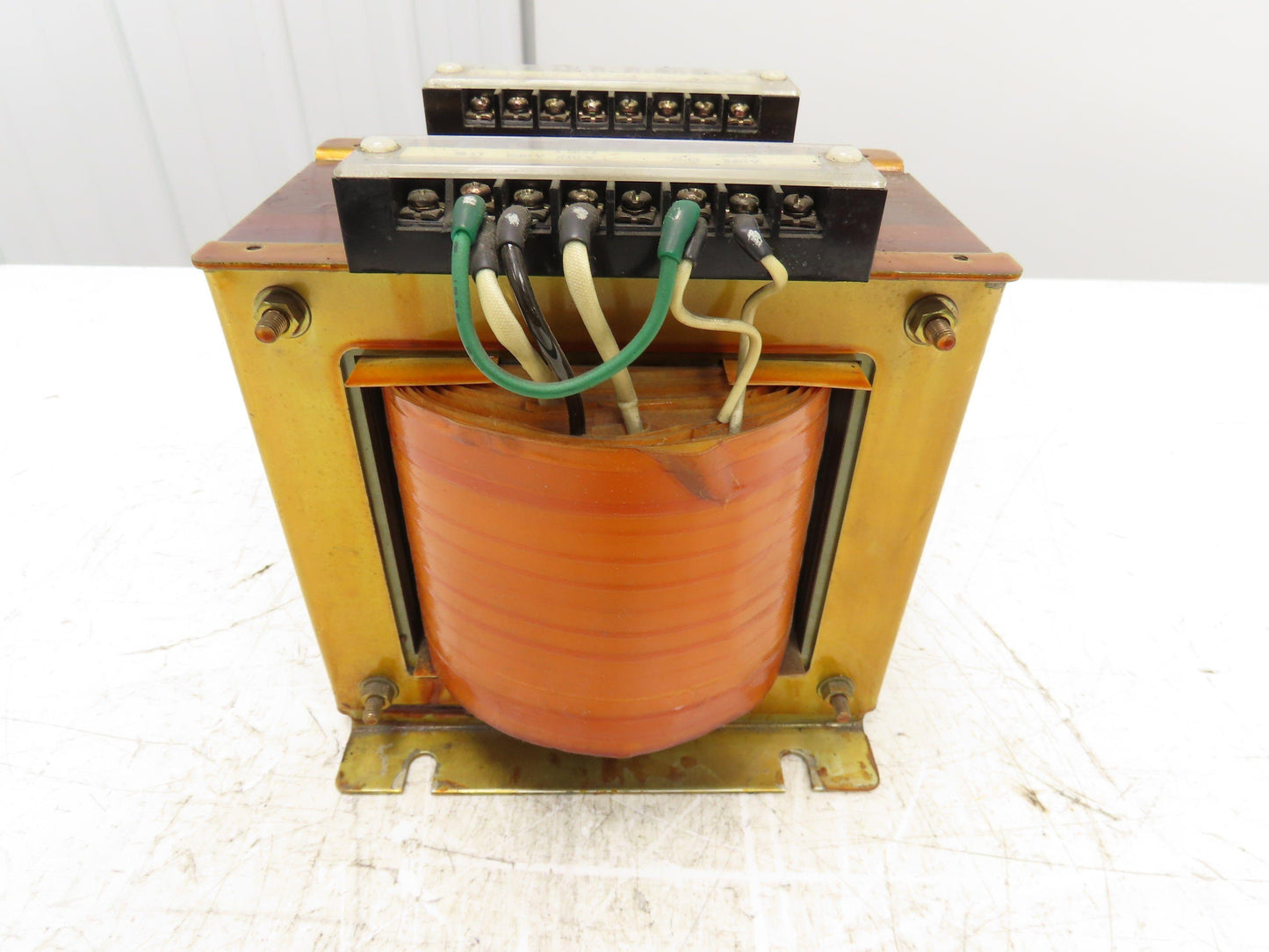 Nunome Electric NESB-A Industrial Transformer PRI 208/240V SEC 220/240V 3KVA 1PH