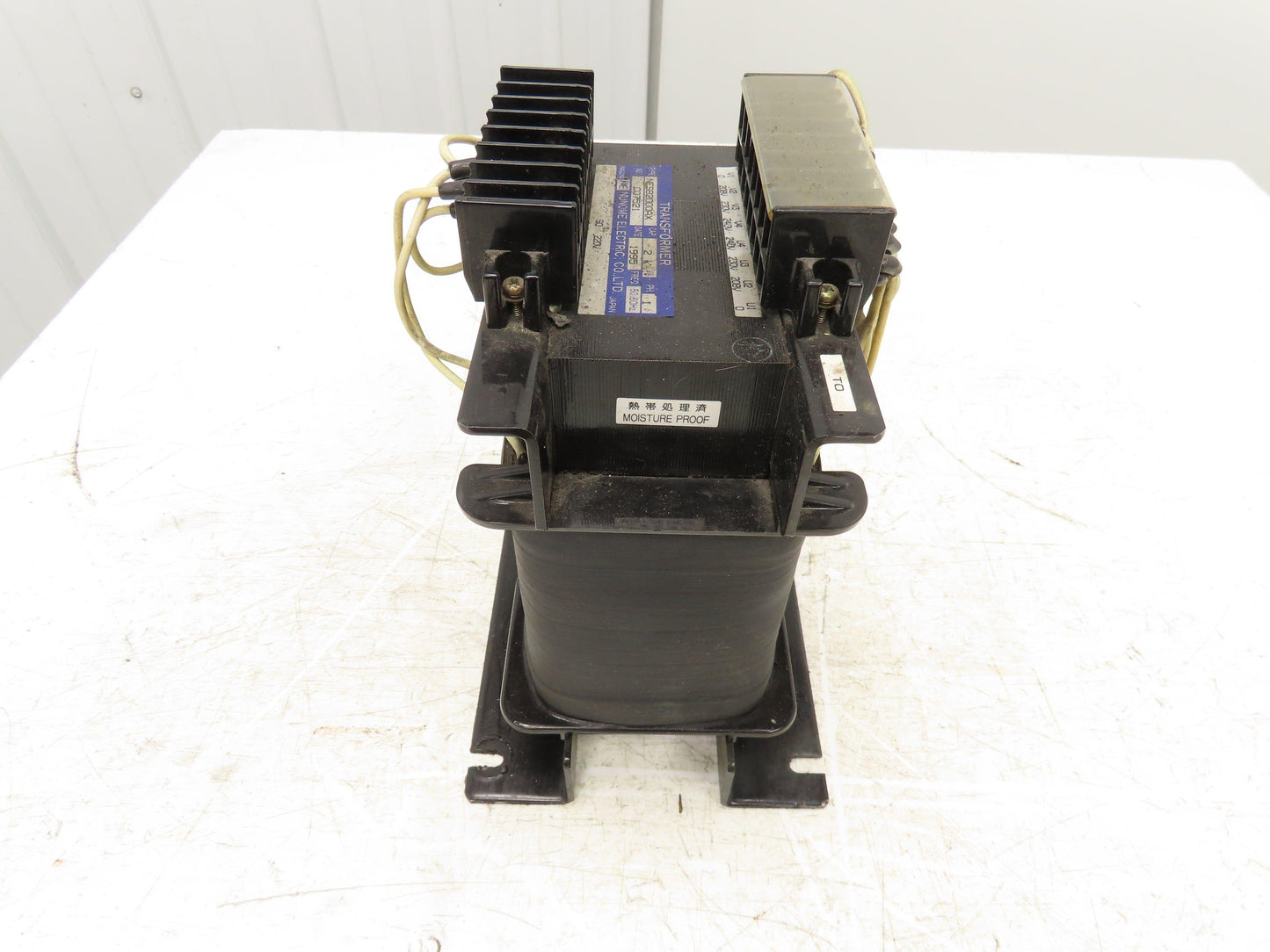 Numone Electric NESB2000AX Industrial Transformer 220V 208/240V 2KVA 1PH