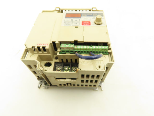 Yaskawa CIMR-J7AM40P2 Variable Speed Drive AC Drive VFD 480V 1.6A 3Ph Parts Only