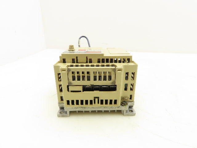 Yaskawa CIMR-J7AM40P2 Variable Speed Drive AC Drive VFD 480V 1.6A 3Ph Parts Only