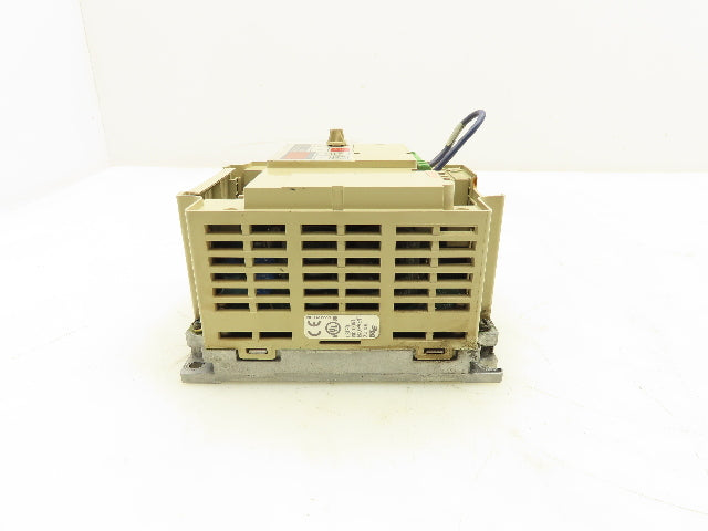 Yaskawa CIMR-J7AM40P2 Variable Speed Drive AC Drive VFD 480V 1.6A 3Ph Parts Only