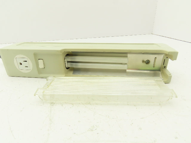 Wiegmann WKL025SWLT120 Fluorescent Magnetic Enclosure Light Outlet 15A
