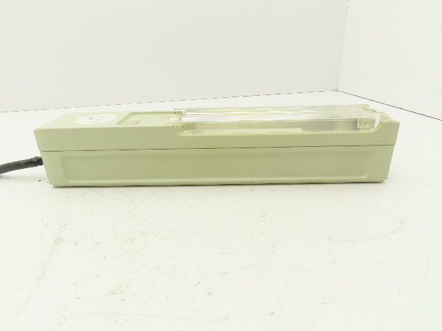 Wiegmann WKL025SWLT120 Fluorescent Magnetic Enclosure Light Outlet 15A