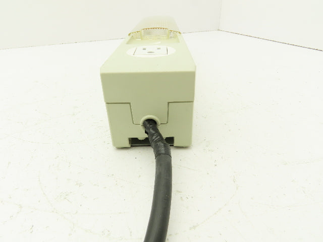 Wiegmann WKL025SWLT120 Fluorescent Magnetic Enclosure Light Outlet 15A