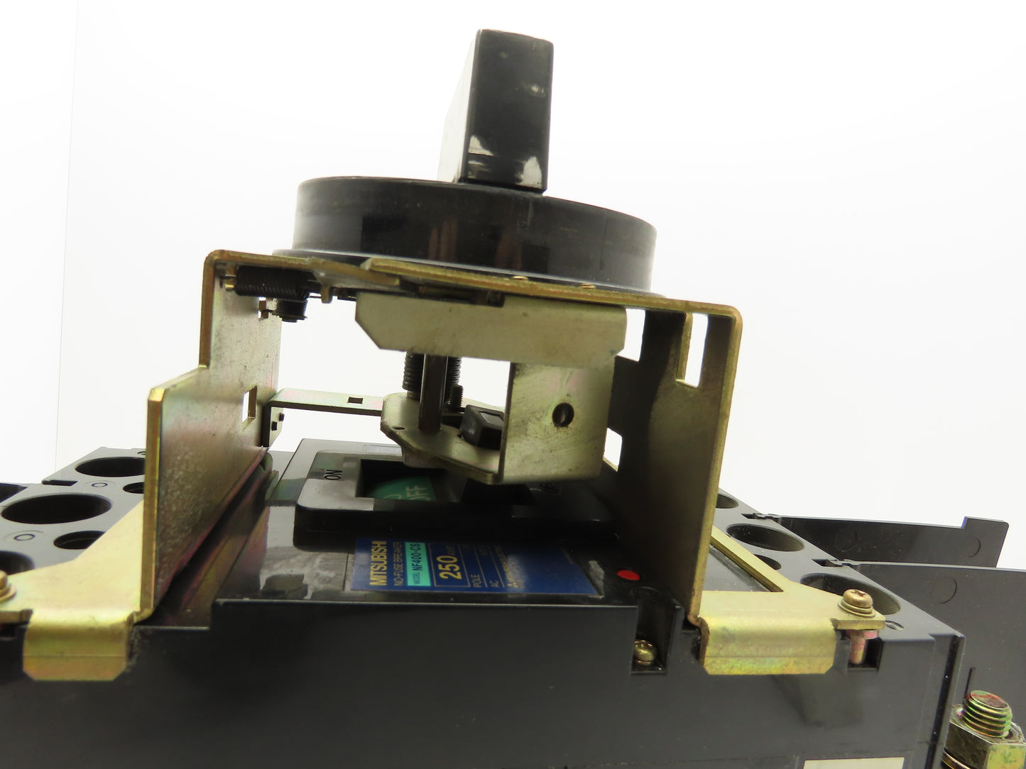 Mitsubishi NF400-CS No-Fuse Breaker With Trip Switch 250A 600V 3 Pole