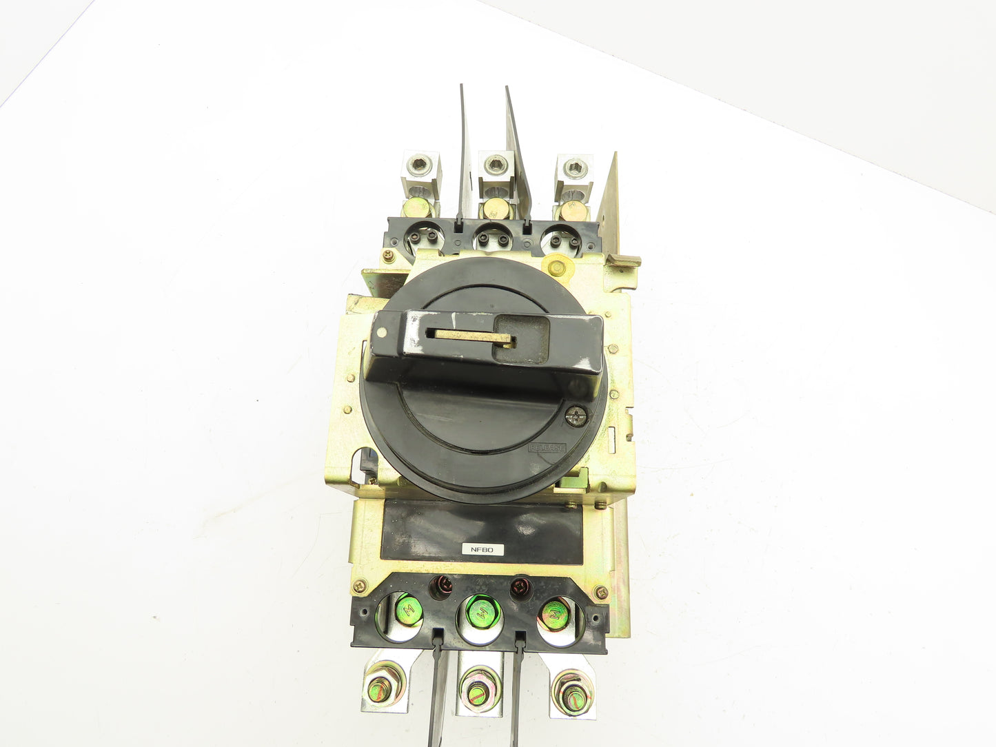 Mitsubishi NF400-CS No-Fuse Breaker With Trip Switch 250A 600V 3 Pole