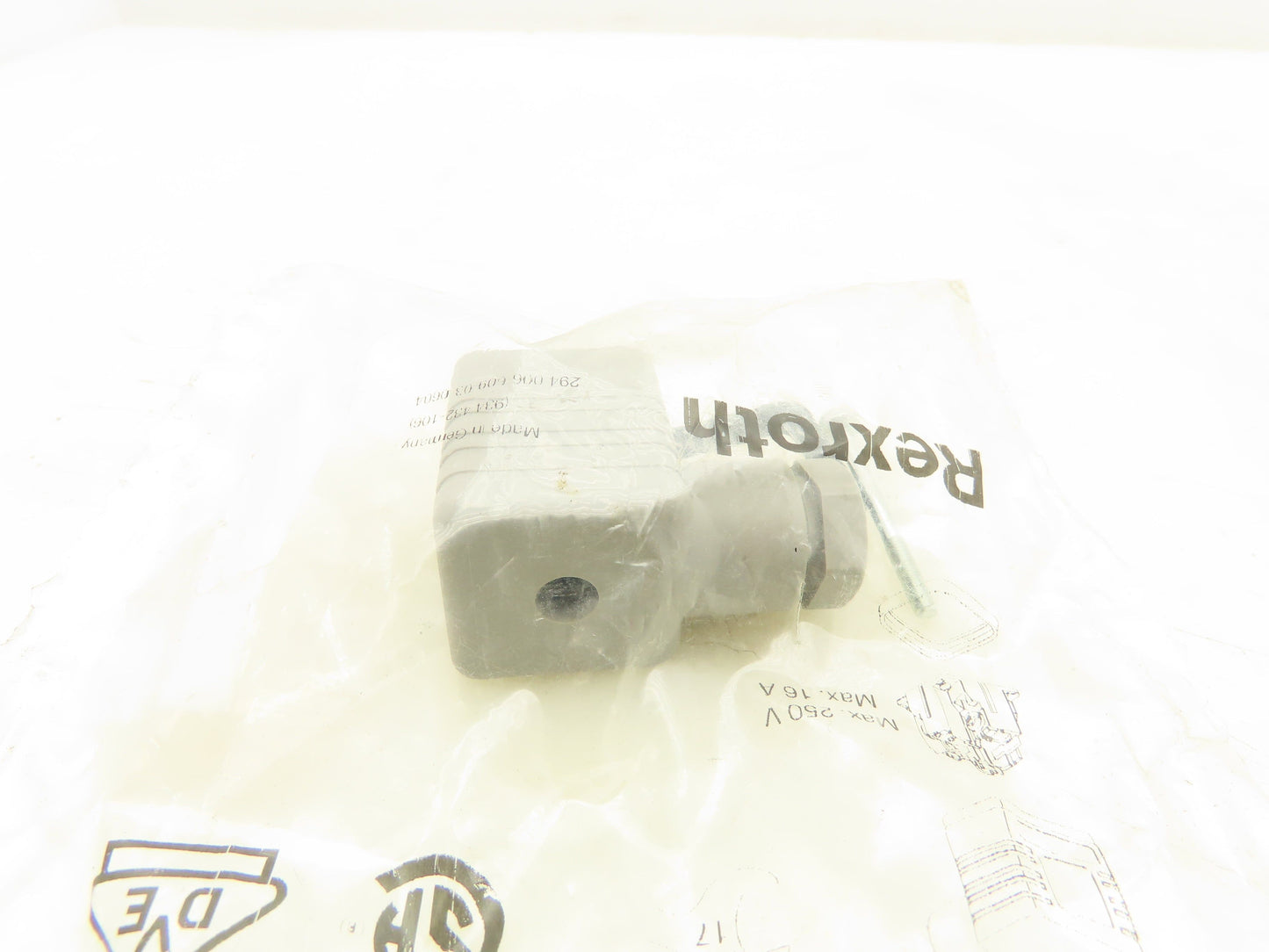 Bosch R901017010 Solenoid Valve Socket Plug-In Connector 3-Pole Gray  Lot of 9