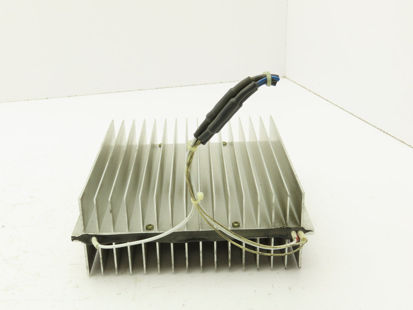 Fanuc A06B-6105-C902 J Resistor 16 Ohm Servo Drive Brake