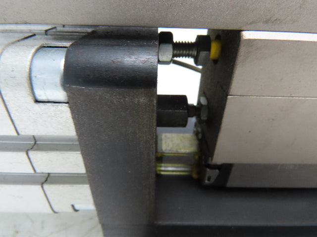 Weber Pneumatic Automatic Feed Screwdriving System 60mm Stroke Screwdriver