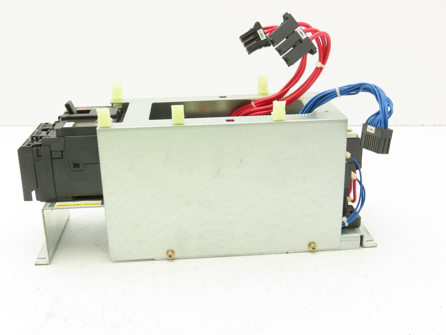 Fanuc Fuji Electric A05B-2452-C524 Robotics Drive Emergency Stop Unit 3 Pole 10A