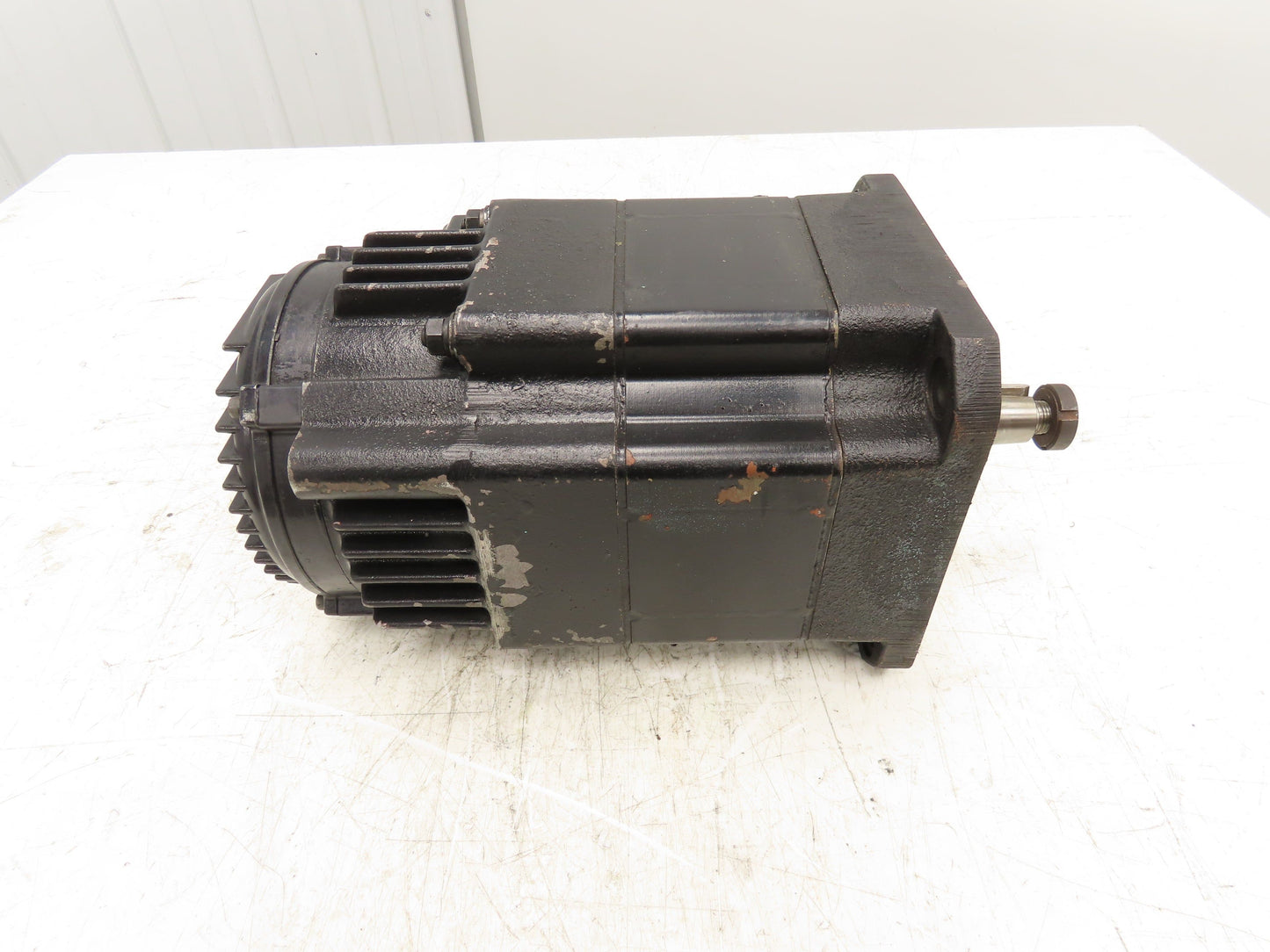 Okuma BL-H100E-20T Servo Motor 2kw 2000 RPM 8.4A 6P 152V OSP Encoder