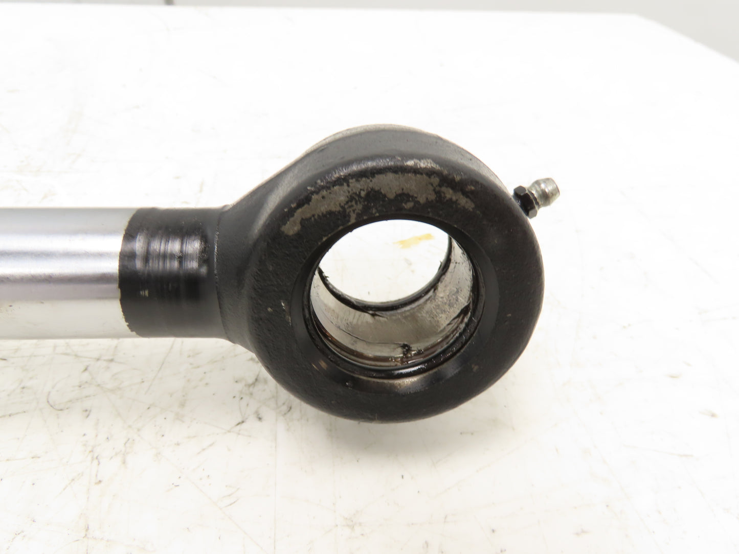 Toyota 7FBCU25 Electric Forklift Mast Tilt Cylinder 3" Bore 8" Stoke 1-3/8" Pin