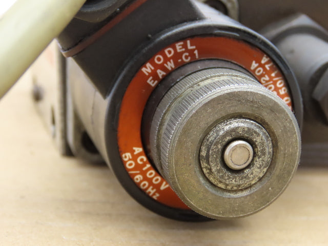 Nachi SA-G01-H5-C1-11 Directional Solenoid Modular Flow Control Valve Stack 110V