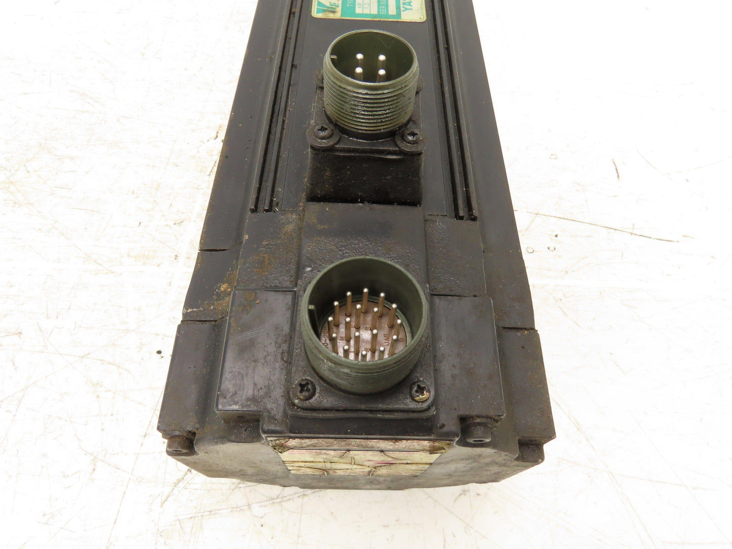 Yaskawa USAFED-13FA2 AC Servo Motor 1.3kW 1500 RPM 9.7A Encoder MLP-7728