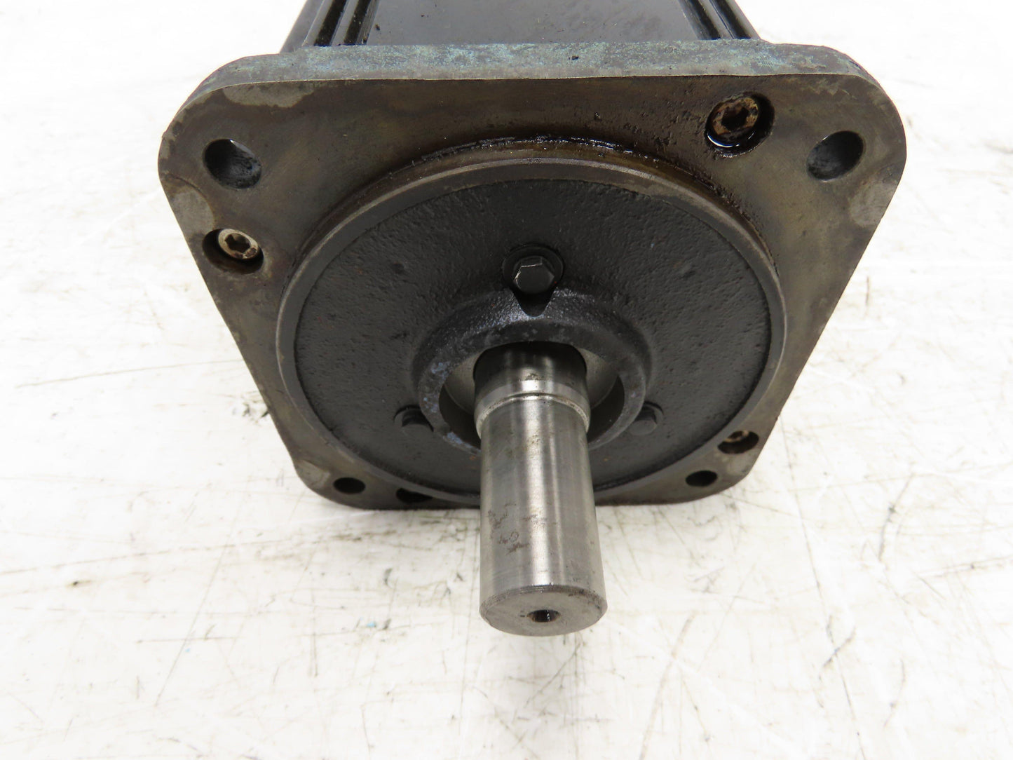 Yaskawa USAFED-13FA2 AC Servo Motor 1.3kW 1500 RPM 9.7A Encoder MLP-7728