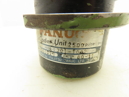 Fanuc A860-0301-T002 Pulse Coder Unit 2500 Pulse/Rev 3/8" Shaft W/Gear Lot Of 2