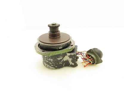 Fanuc A860-0301-T002 Pulse Coder Unit 2500 Pulse/Rev 3/8" Shaft W/Gear Lot Of 2