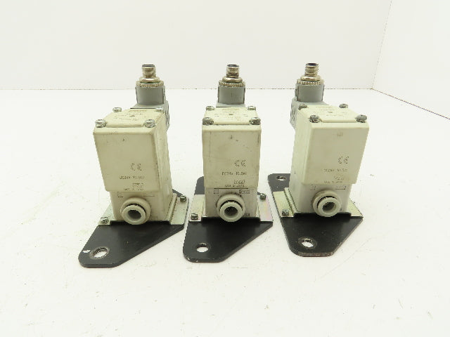 SMC VX230HZ3A 2-Way Solenoid Valve NC 24VDC 3/8" Push Connect  Lot of 3