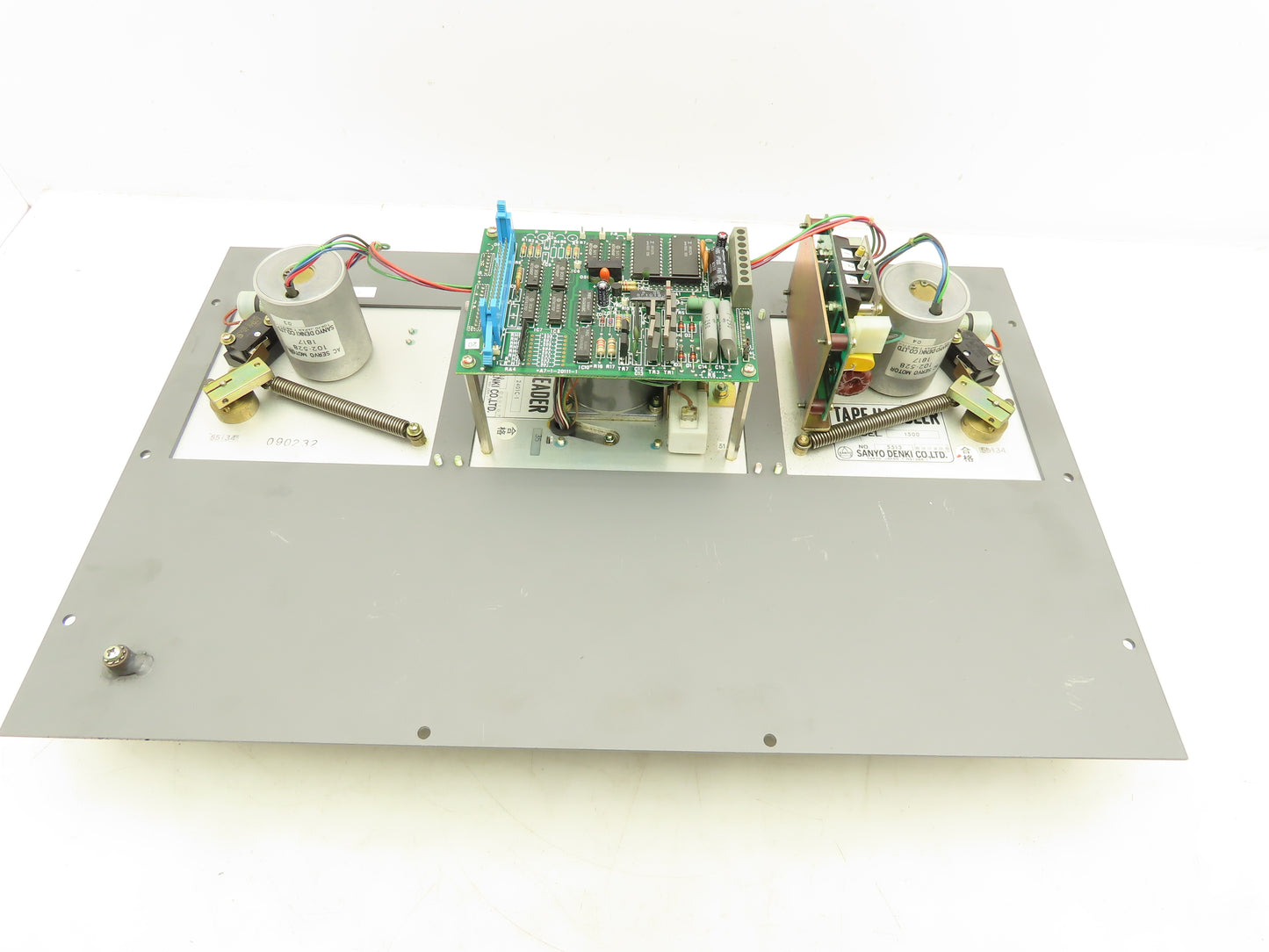 Sanyo 2401C-1 Tape Reader 2 Reel Handler Unit For CNC Machinery