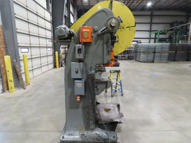 E.W. Bliss No 40 Mechanical Horn Punch Press 3-1/2" Stroke 10" Throat 220/440V
