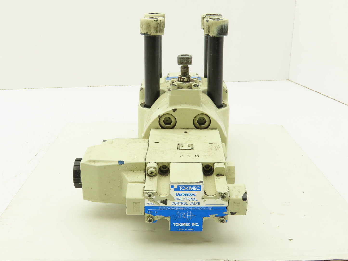 Vickers TCG50-10-FV-P7-H-12-SH-S47 Directional Solenoid Control Relief Valve 24V
