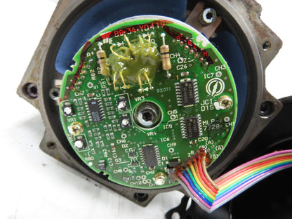 Yaskawa Electric USAFED-13FA2 AC Servo Motor 1.3kW 1500RPM 9.7A Encoder MLP-7728