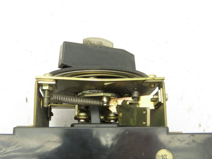 Terasaki T0-225CA Electric Circuit Breaker 150A 3 Pole 3Ph Operator Switch