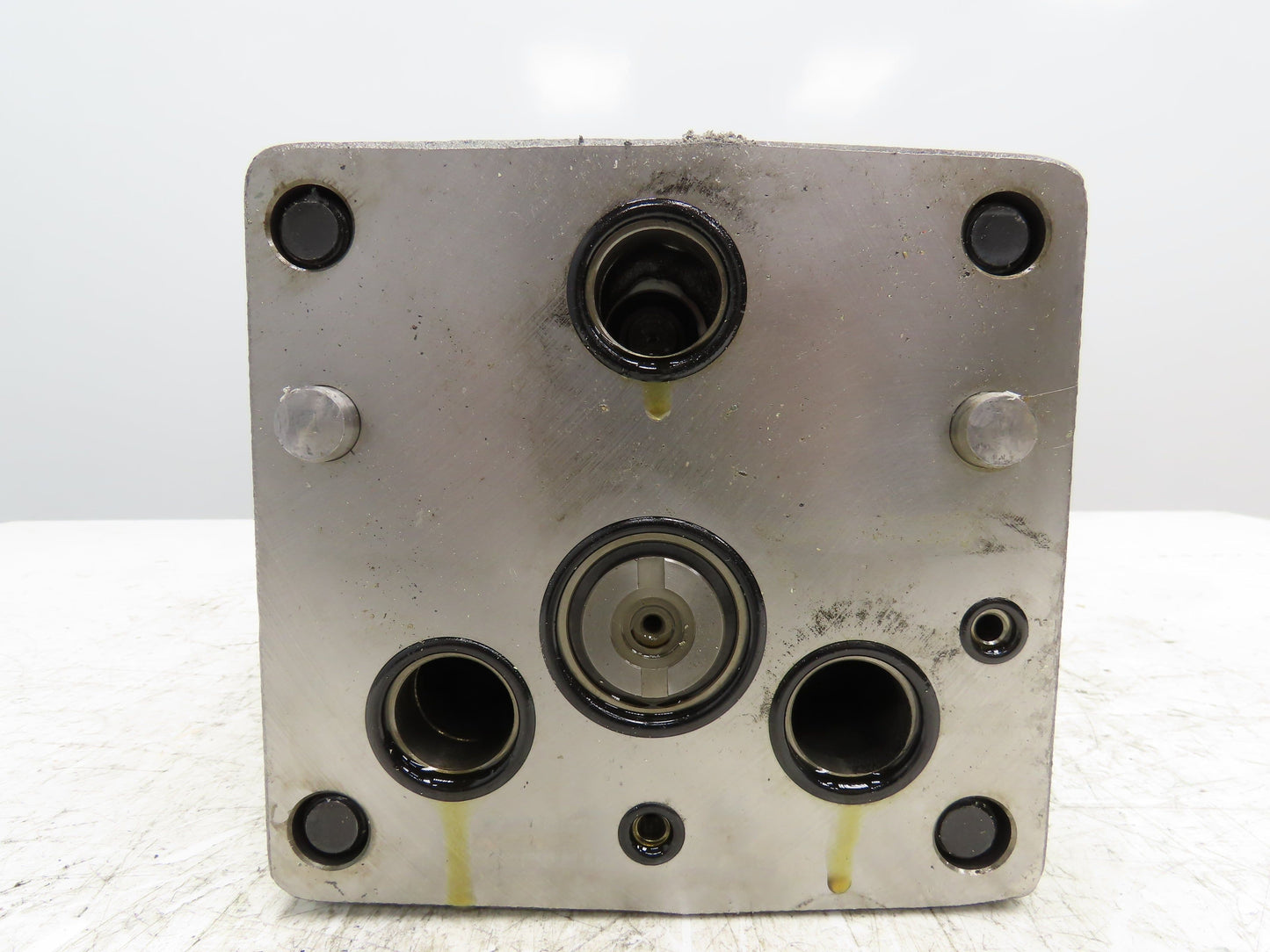 Yuken EFBG-06-280-H-5112 Proportional Flow Control Relief Valve EDG-01V