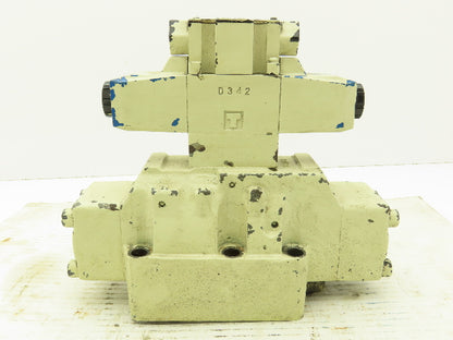 Vickers DG5V-H8-3C-E-T-P7-H-80-JA758 Directional Control Solenoid Valve 24VDC