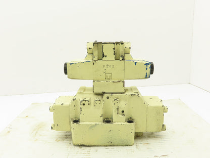 Vickers DG5V-H8-3C-T-P7-H-80-JA497 Directional Control Solenoid Valve 24VDC
