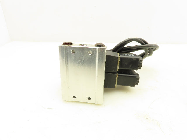 ARO M212SS-120-A Pneumatic 2-Station Manifold 5/2 Solenoid Valves 120V 1/4" NPT