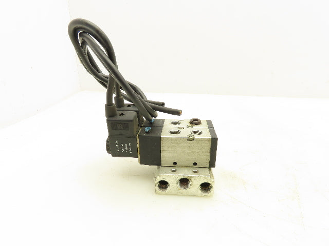 ARO M212SS-120-A Pneumatic 2-Station Manifold 5/2 Solenoid Valves 120V 1/4" NPT