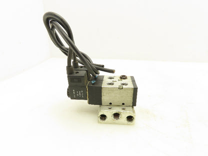 ARO M212SS-120-A Pneumatic 2-Station Manifold 5/2 Solenoid Valves 120V 1/4" NPT