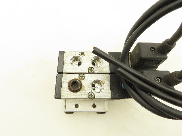 ARO M212SS-120-A Pneumatic 2-Station Manifold 5/2 Solenoid Valves 120V 1/4" NPT