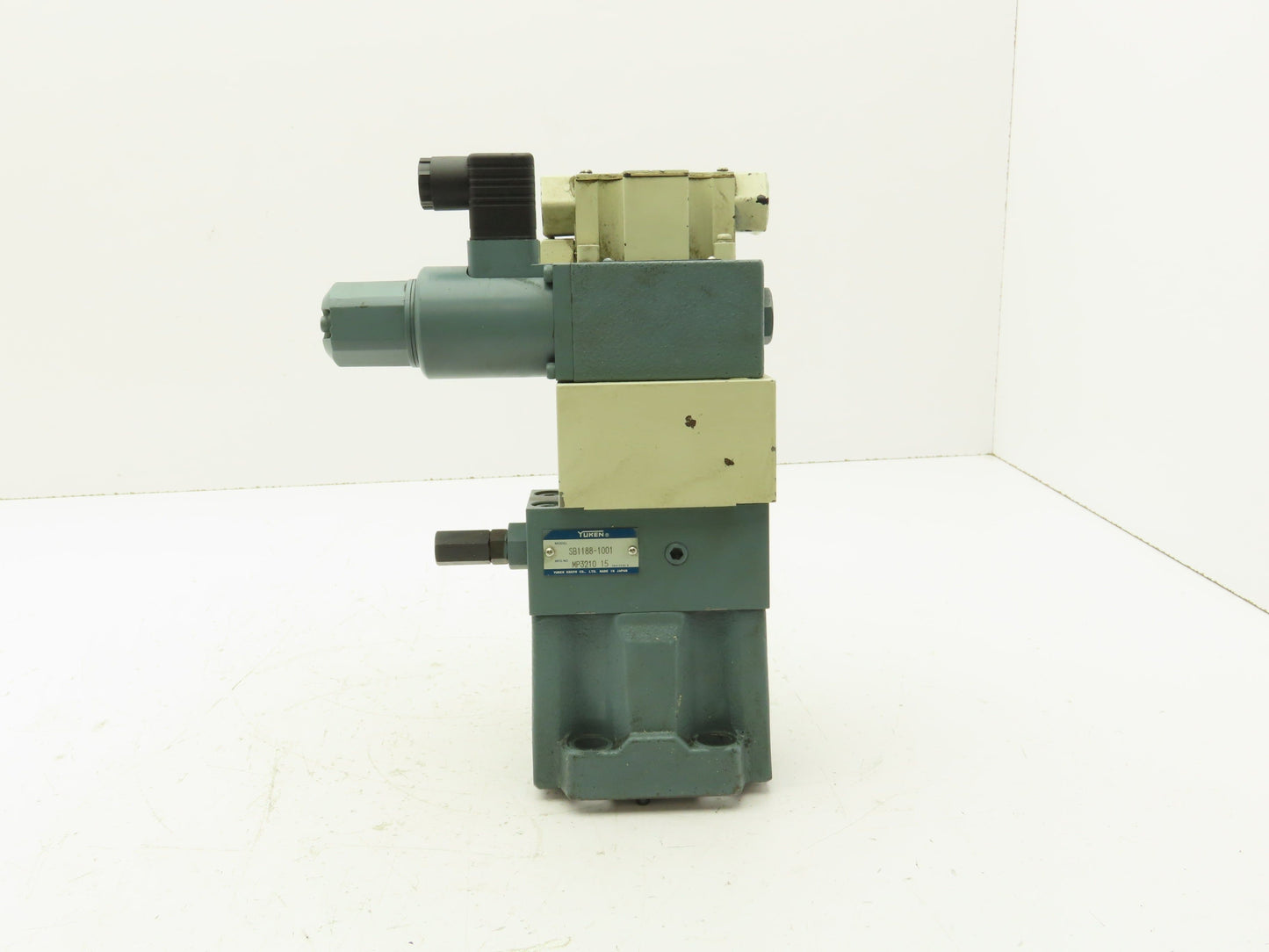 Yuken EDG-01V-C-PNT08-5188 Proportional Solenoid Relief Valve EBG-03-C-5120