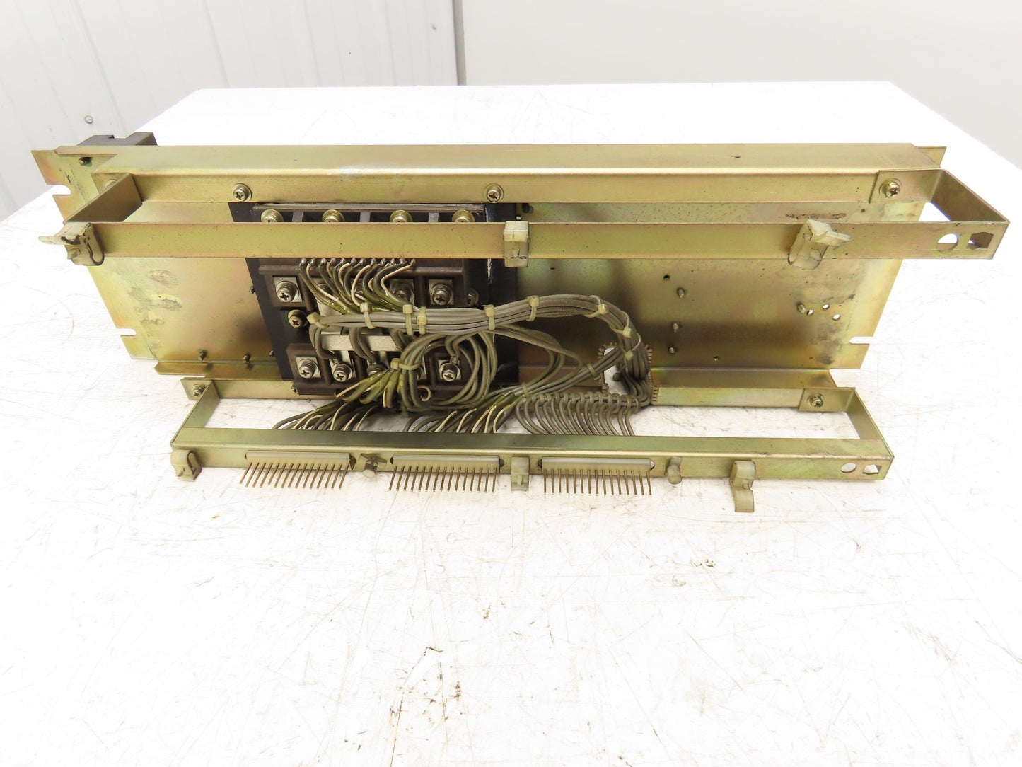 Fanuc A06B-6045-H001/H002 Velocity Control Unit CNC Drive