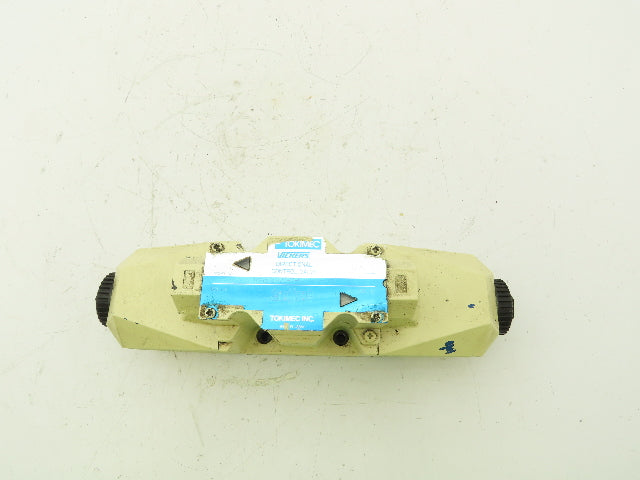 Tokimec Vickers DG4V-5-2C-M-P7L-H-6-30 Directional Control Solenoid Valve 24VDC