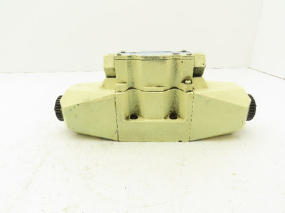 Tokimec Vickers DG4V-5-2C-M-P7L-H-6-30 Directional Control Solenoid Valve 24VDC