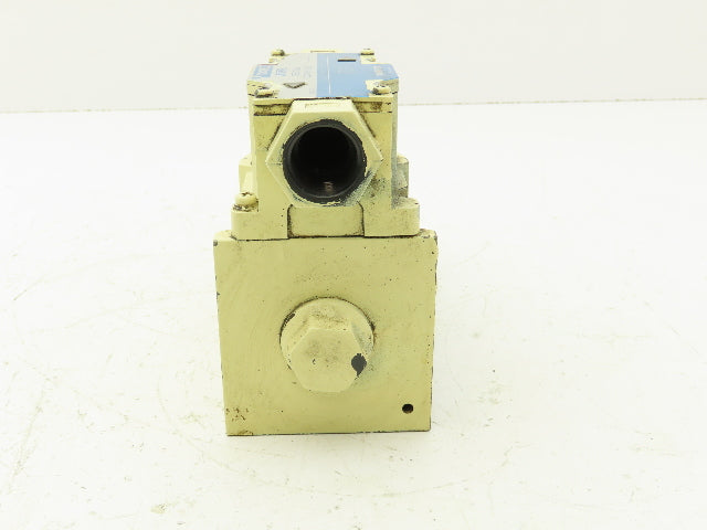Tokimec Vickers DG4V-5-2A-M-P7L-H-6-30 Directional Control Solenoid Valve 24VDC