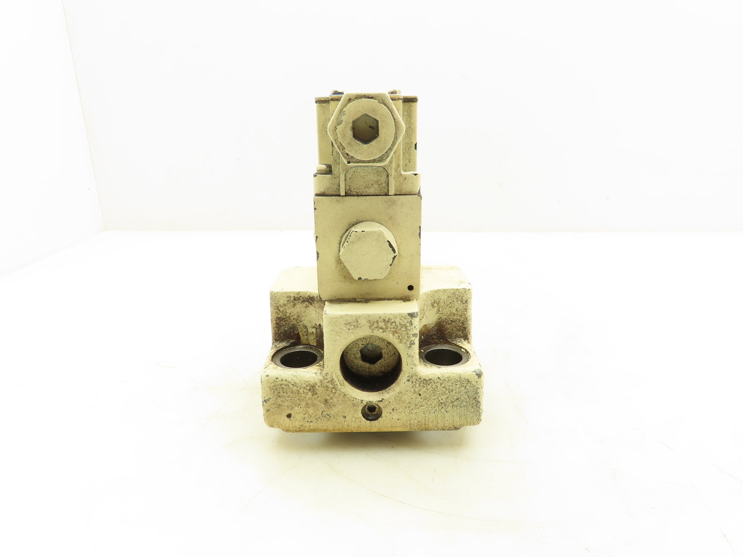 Tokimec Vickers CVC-32-W13-T39-10 Solenoid Control Cartridge Valve Cover 24VDC