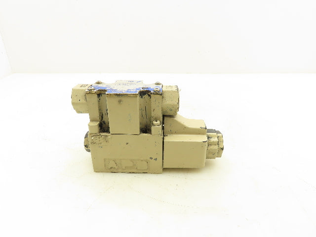 Vickers DG4V-3-2AL-M-P2-T-7-T10-52 Directional Control Solenoid Valve 110V