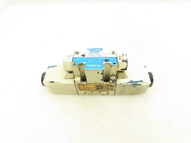 Vickers DG4V-3-6C-M-P7-H-7-50 Directional Control Solenoid Valve 24VDC Lot of 2