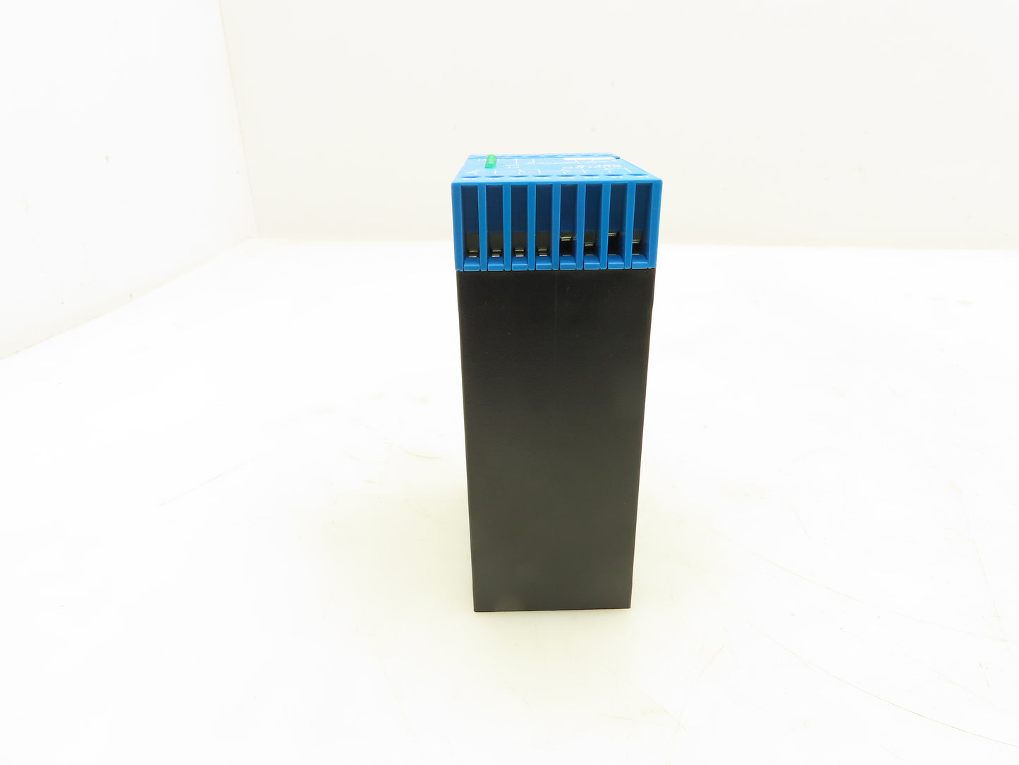 Duelco NST-8 Emergency Stop Relay 24V 250V 3A