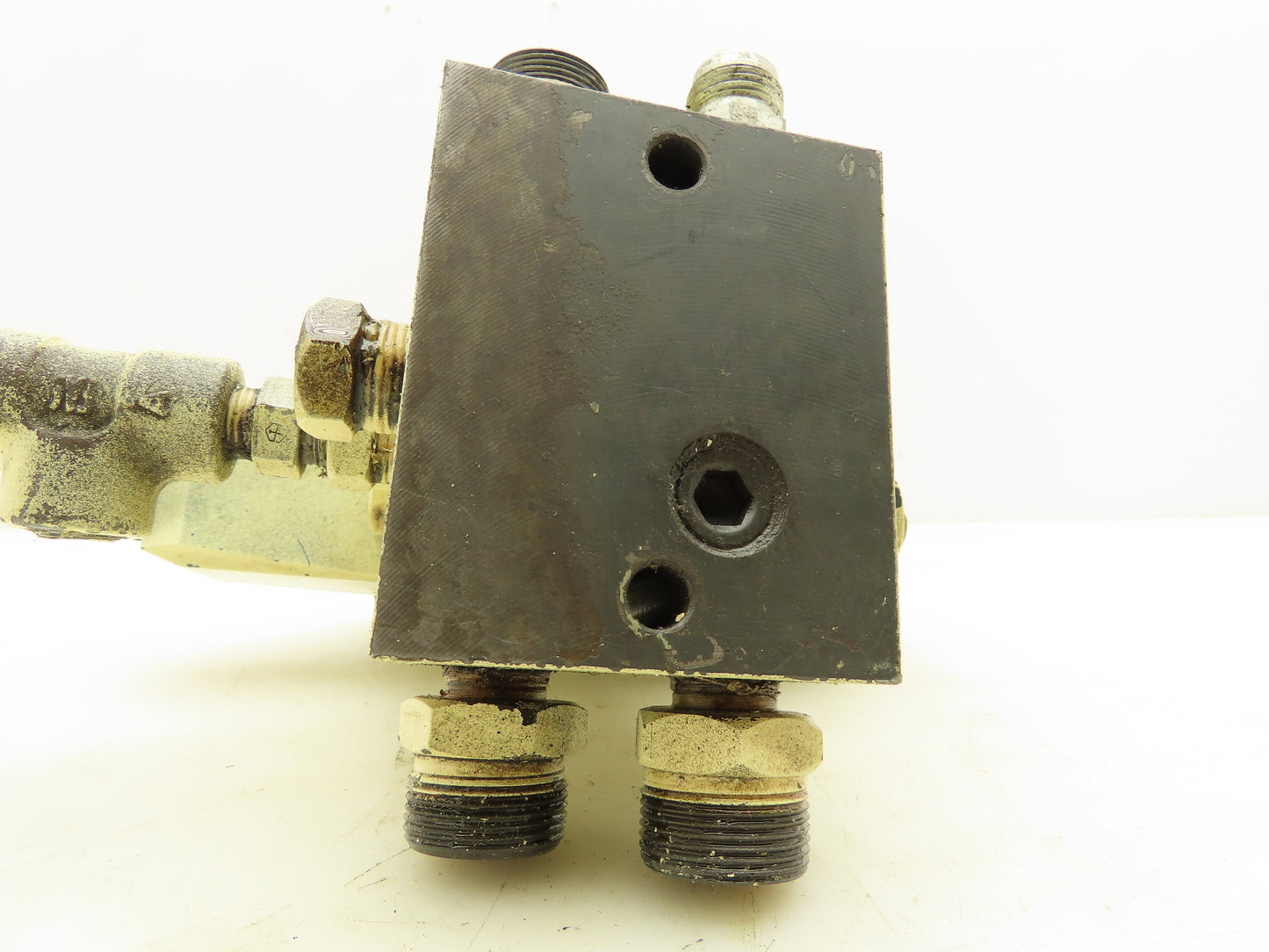 Tokimec Vickers DG4V-3-6C-M-P7-H-7-50 Flow Control Modular Solenoid Valve Stack