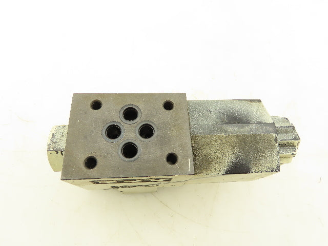 Yuken DSG-01-2B2-D24 Directional Control Solenoid Valve 24VDC  Lot of 2