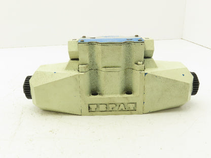 Tokimec Vickers DG4V-5-33C-M-P7L-H-6-30 Directional Control Solenoid Valve 24VDC